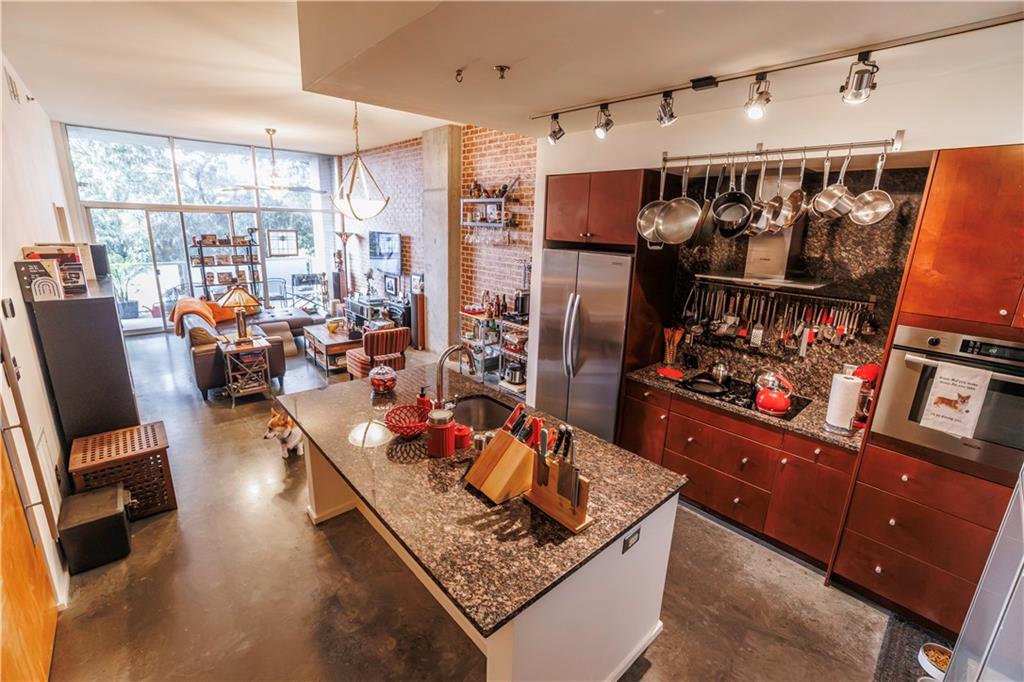 130 Arizona Avenue NE 305