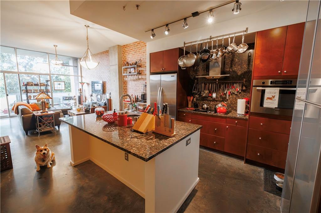 130 Arizona Avenue NE 305