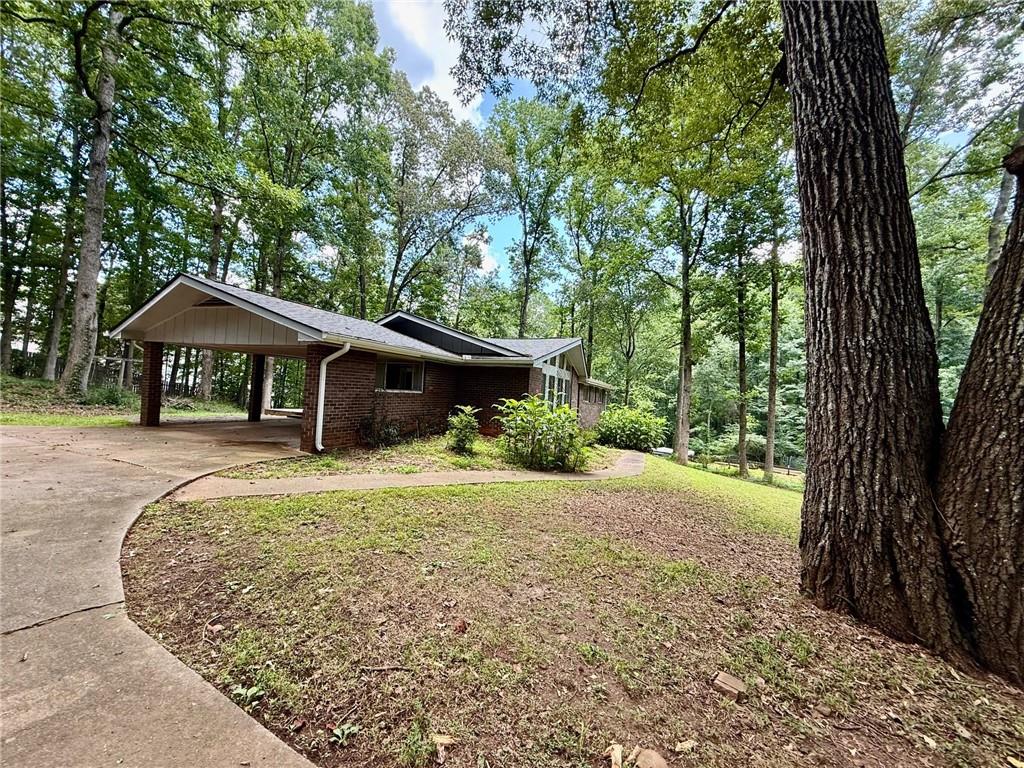 3150 Sharon Circle