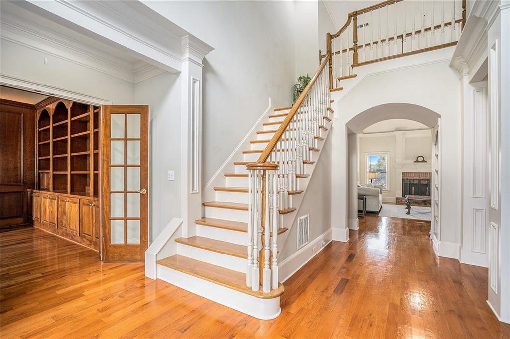 2317 Crystal Court