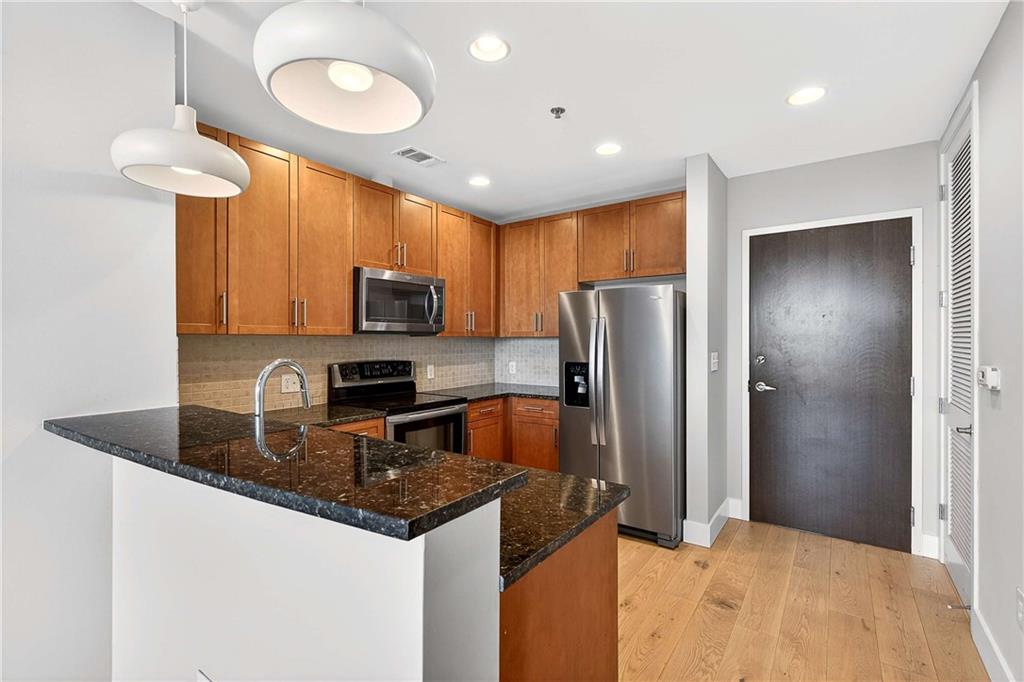 855 Peachtree Street NE 1715