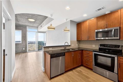 Condo For Sale - 855 Peachtree Street #1715<br/> Atlanta, GA 30308