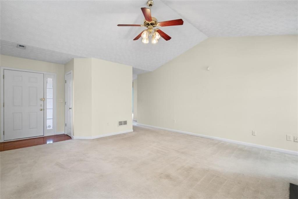1095 Athena Court, Acworth, Georgia image 4