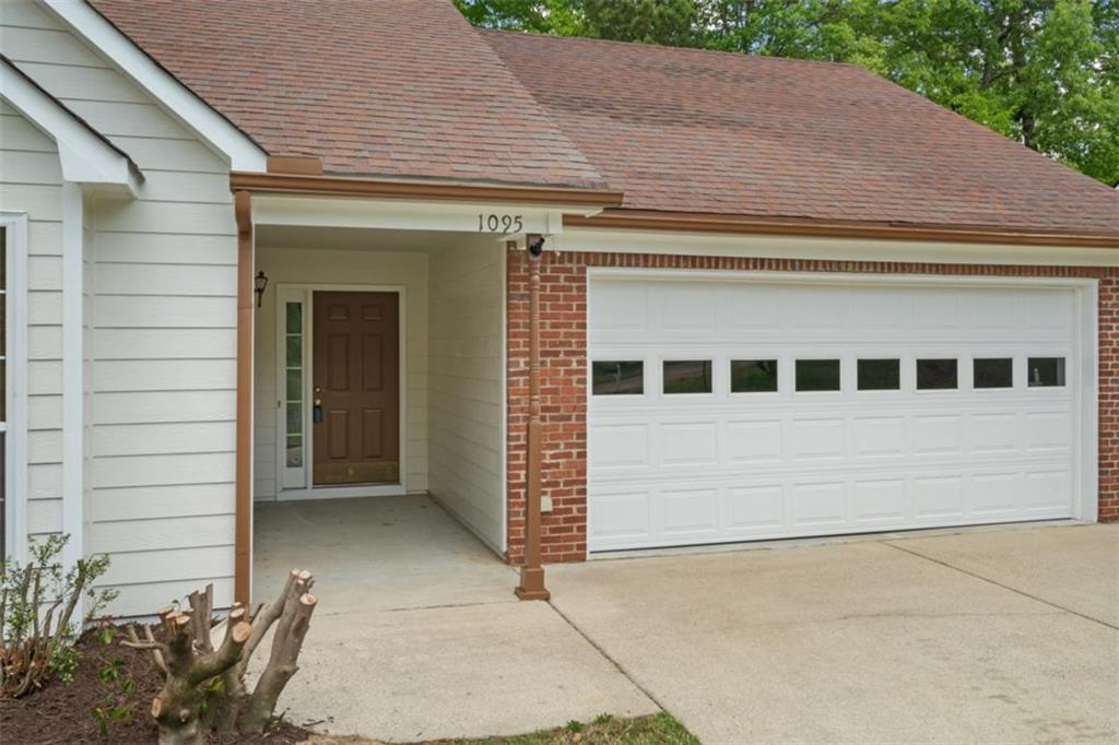 1095 Athena Court, Acworth, Georgia image 2
