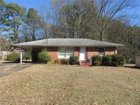 Photo of 1964 Pinedale Place, Decatur, GA 30032 (MLS # 7718836)