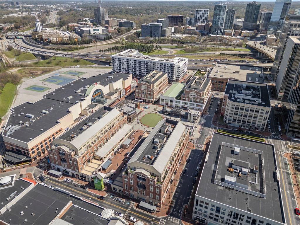 390 17th Street NW 5009