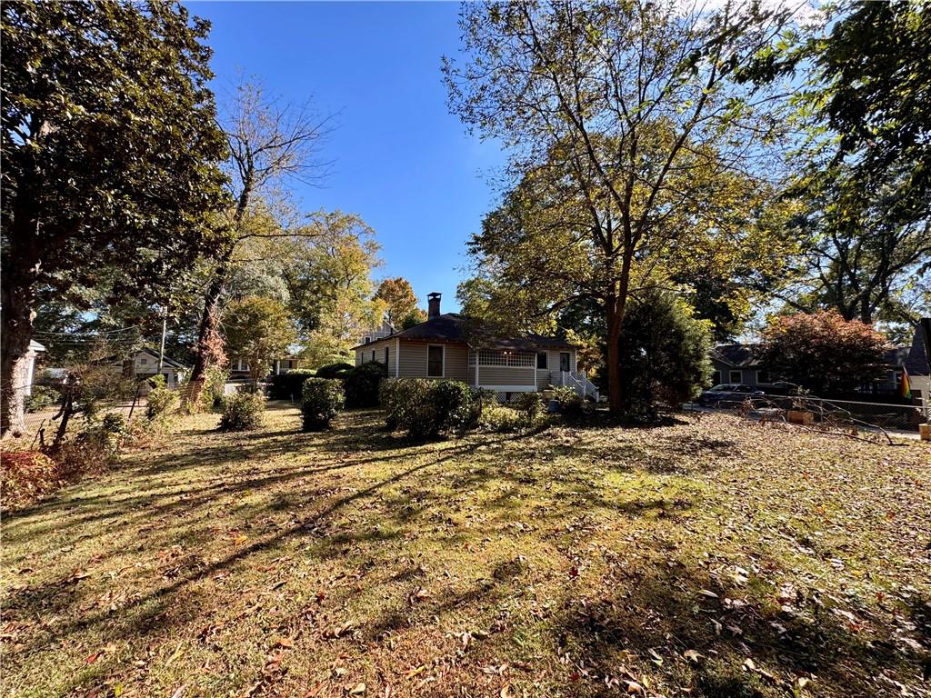 24 Screven Street NE