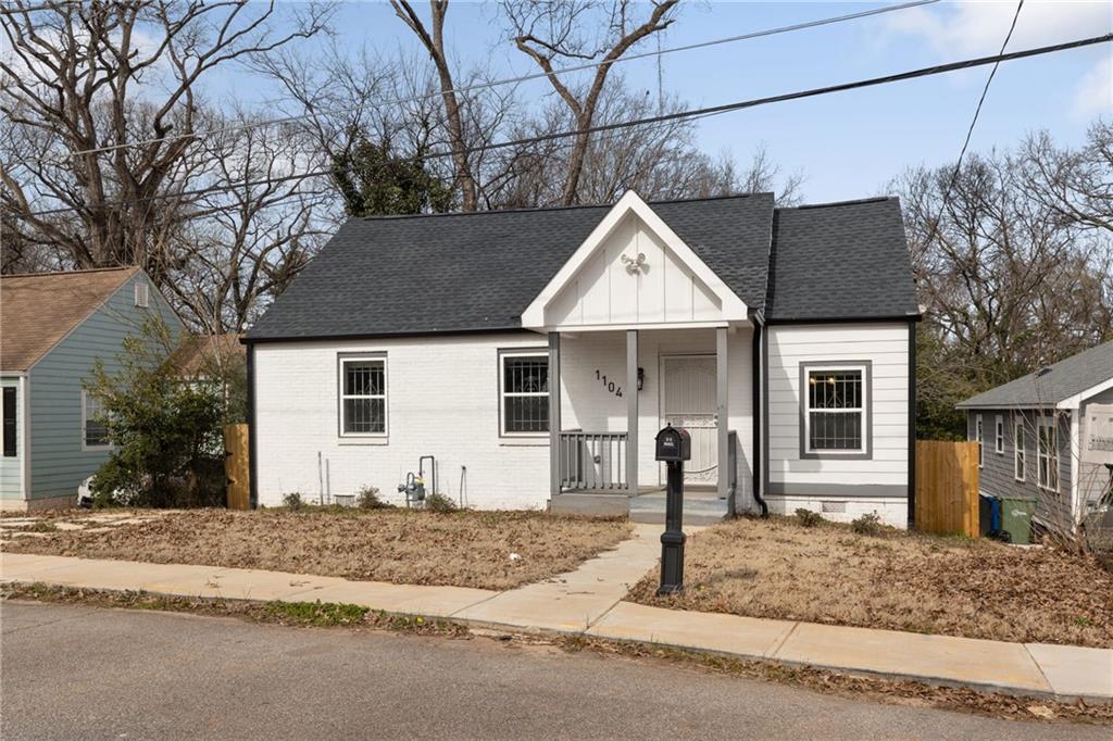 1104 Oak Knoll Terrace, Atlanta, Georgia image 3