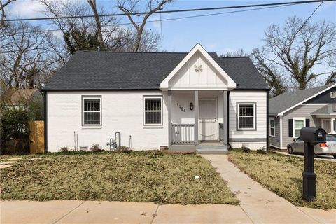1104 Oak Knoll Terrace SE Atlanta GA 30315