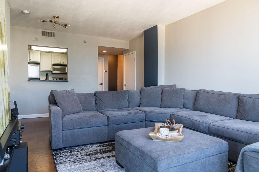 1280 W Peachtree Street NW 3312