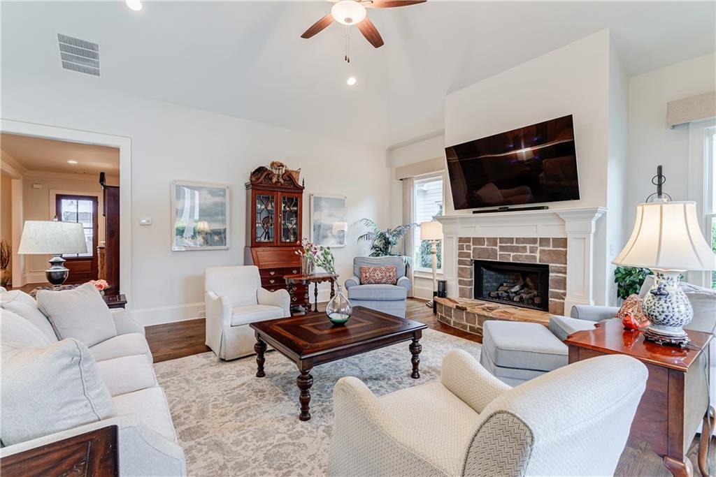 The Georgia Club - Residential