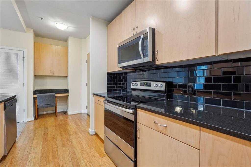 400 W Peachtree Street NW 1715