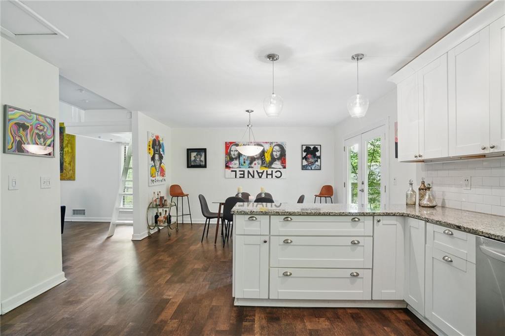 495 Ramsdale Drive, Roswell, Georgia image 14