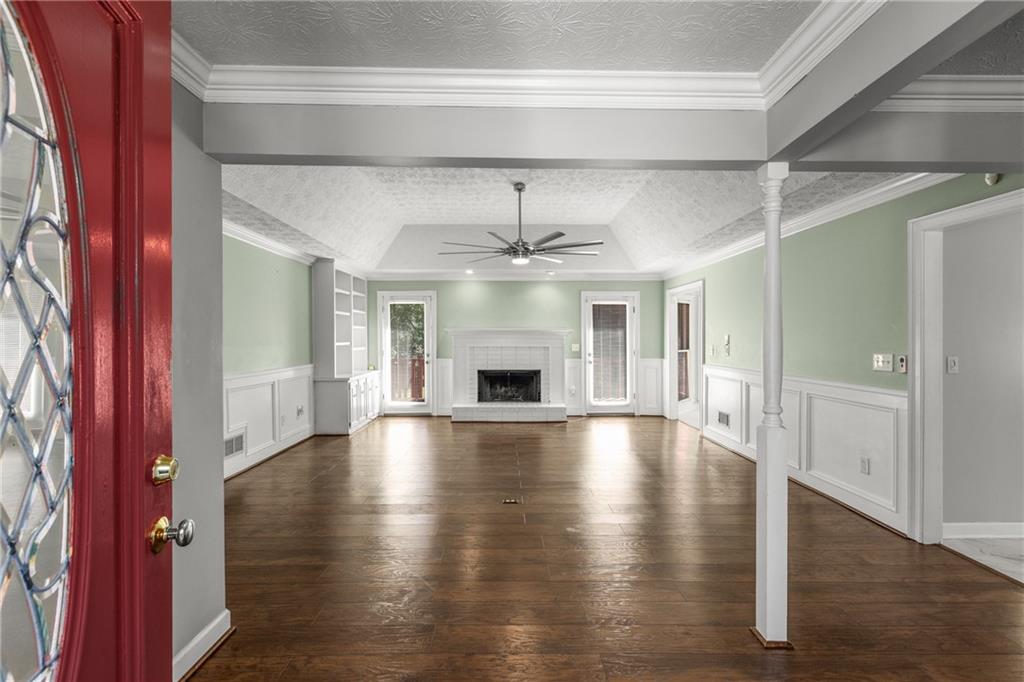 3280 Skyland Drive