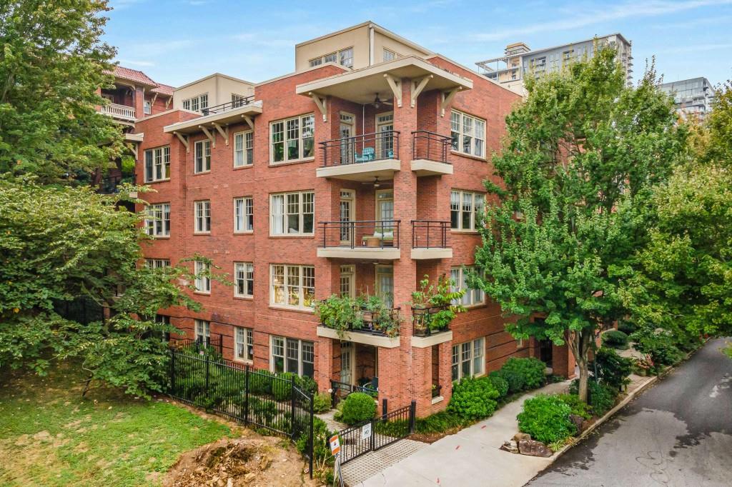 Wilburn House - Residential