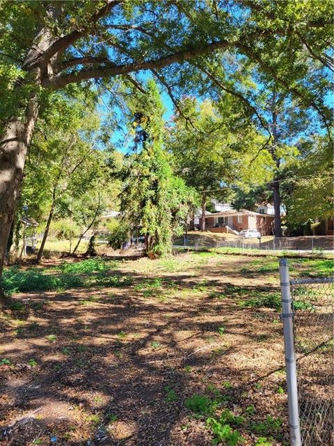 154 NW Stanhope Circle NW Atlanta GA 30314