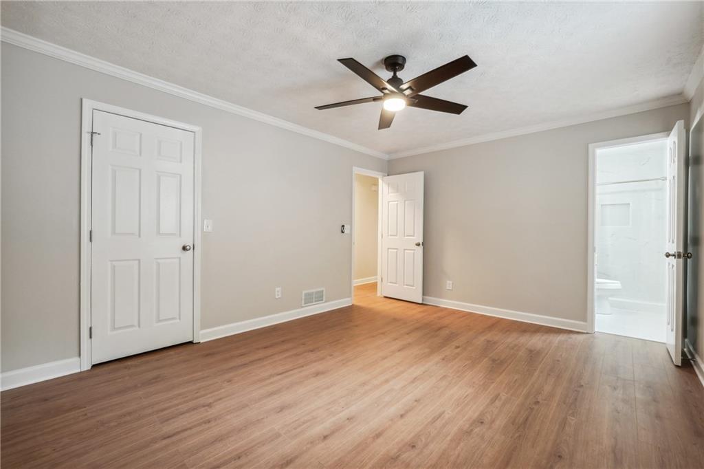 798 Bankshire Drive, Suwanee, Georgia image 6
