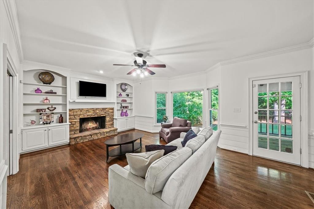11950 Wildwood Springs Drive, Roswell, Georgia image 8