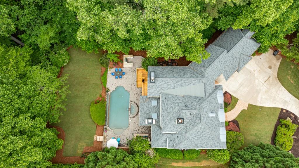 212 Shadowlawn Road SE