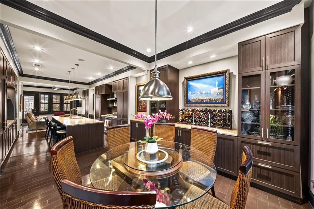 2916 Hermance Drive NE