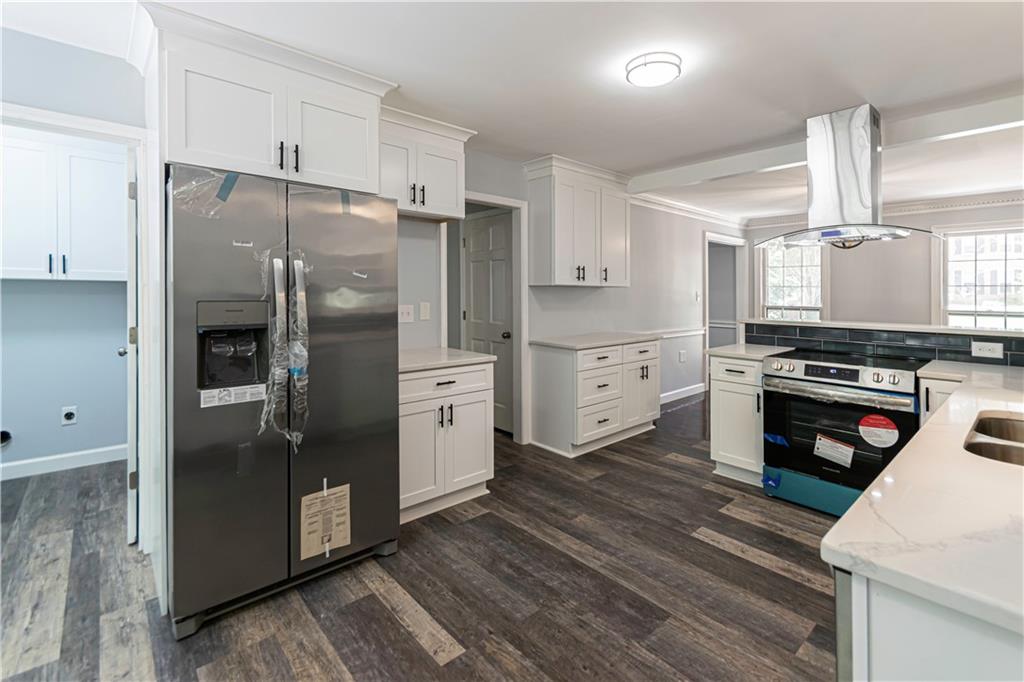 3540 Midvale Cove