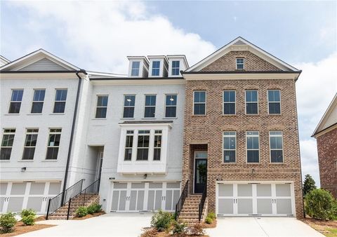 Townhouse For Sale - 7826 Laurel Crest Drive Dr<br/> Johns Creek, GA 30024