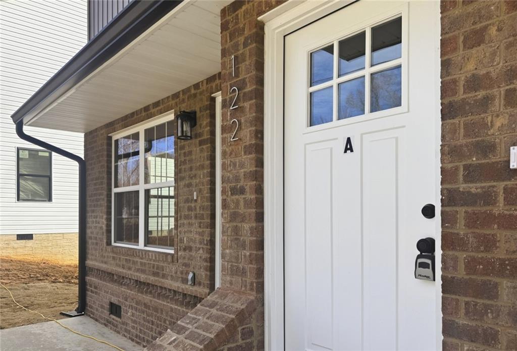 122 Robin Hood Drive A,B