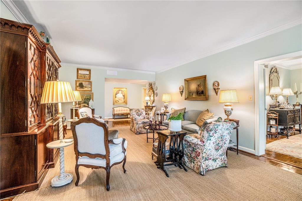 2769 Peachtree Road #6, Atlanta, Georgia image 3