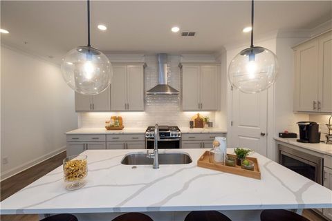 1005 Crown Oak Street 44 Johns Creek GA 30022