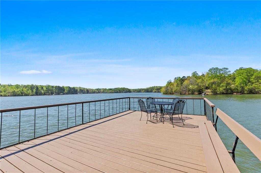 246 Overlook Circle
