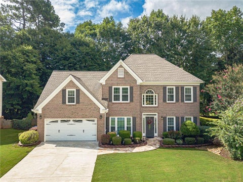 Homes For Sale - 2320 Shore View Way<br/> Suwanee, GA 30024
