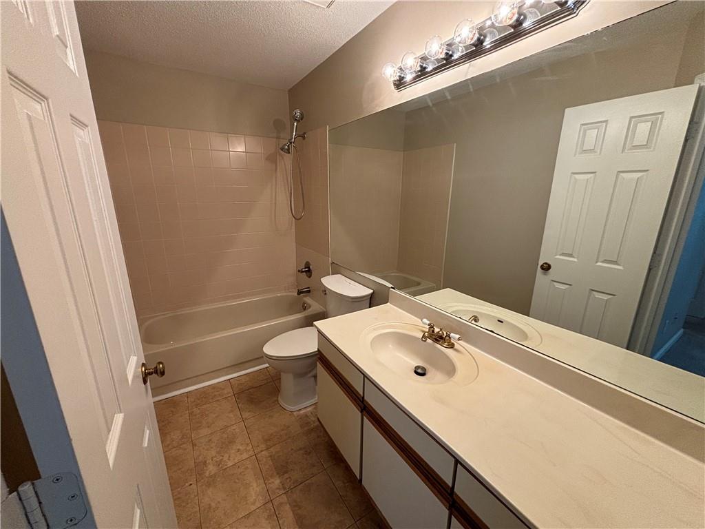 Rivermont Village - Residential Lease