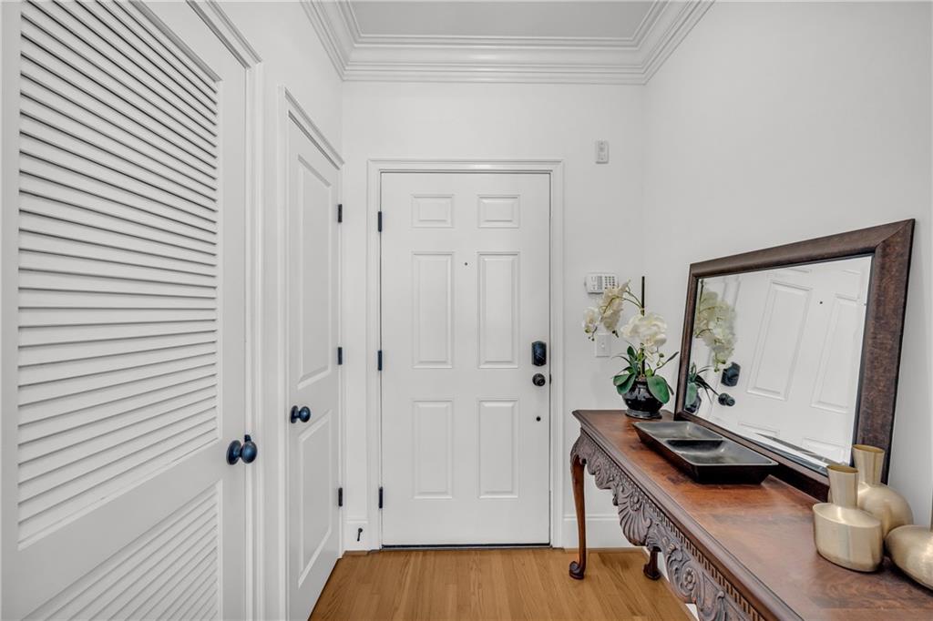 825 Highland Lane NE 1207
