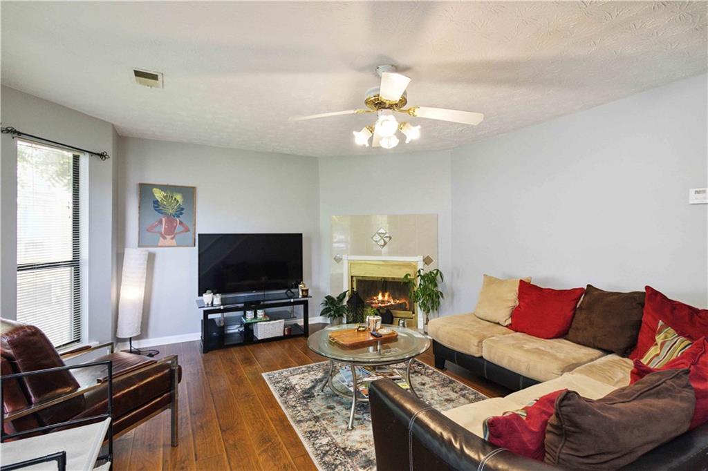 3614 Hopkins Court