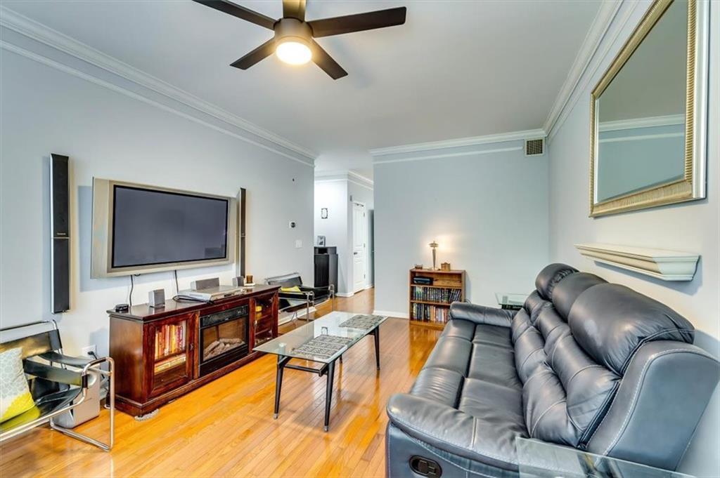 375 Highland Avenue NE 602
