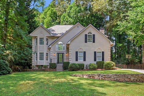 Homes For Sale - 5155 Holly Springs Drive<br/> Douglasville, GA 30135