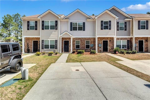 Homes For Sale - 6036 Oakley Road<br/> Union City, GA 30291