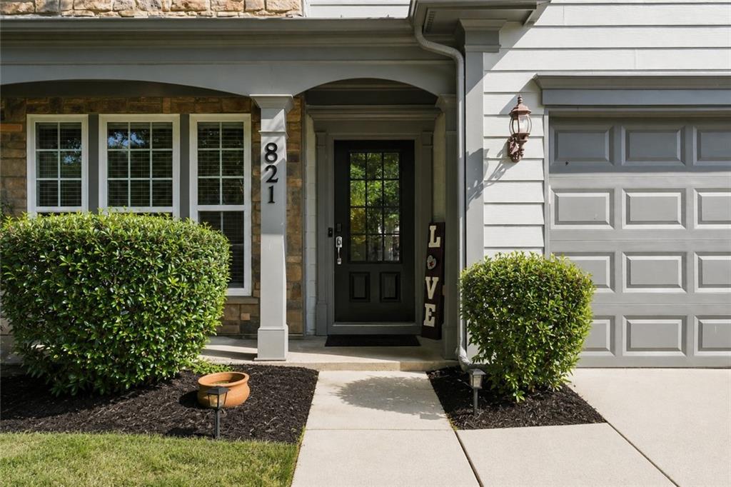 821 Poplar Terrace