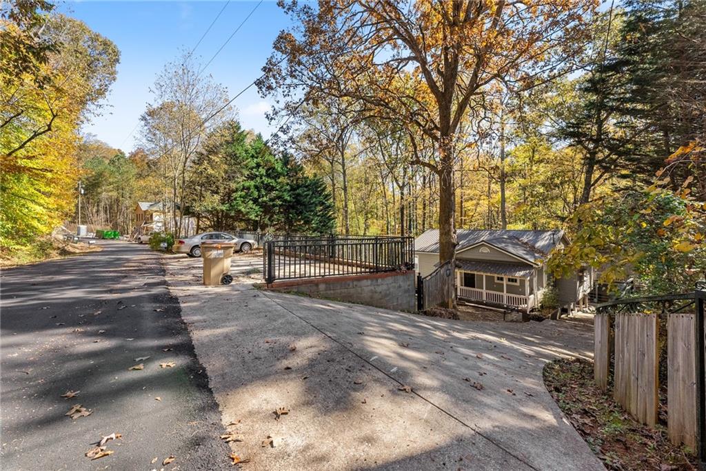 Hickory Hills - Residential