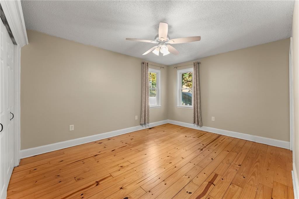 Hickory Hills - Residential