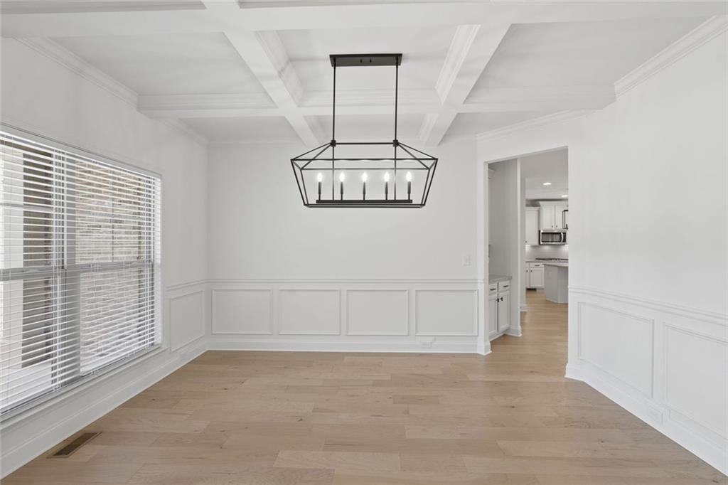 7075 Concord Mountain Trail