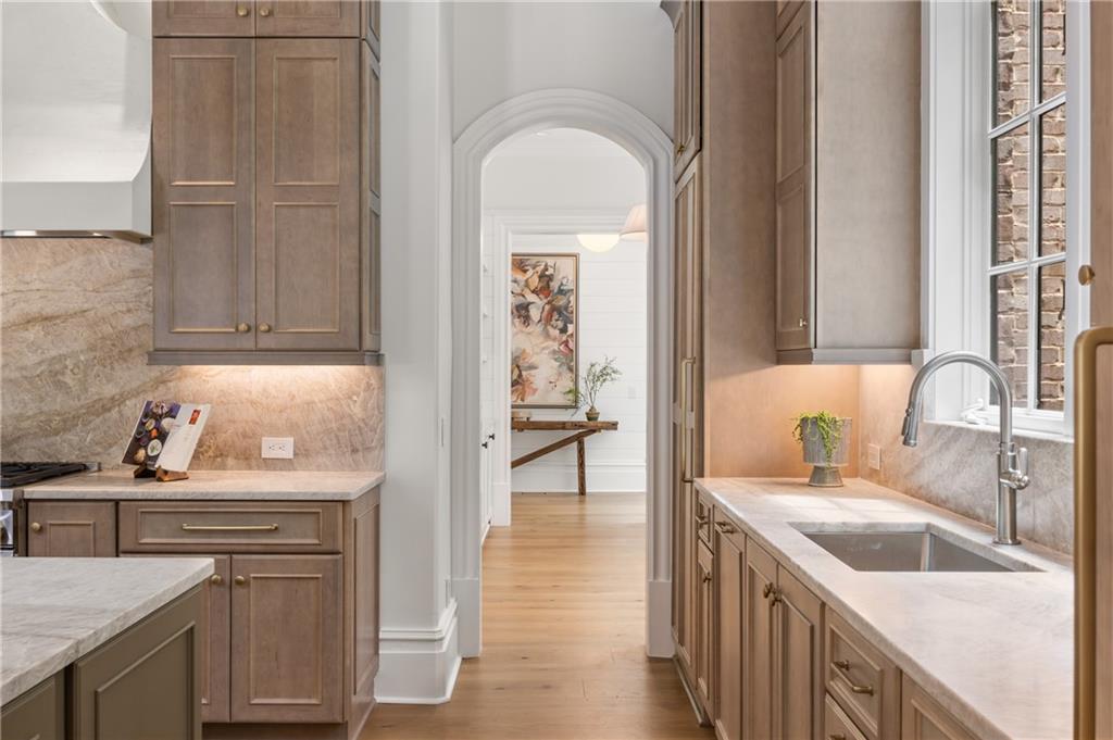 Sandy Springs - Residential