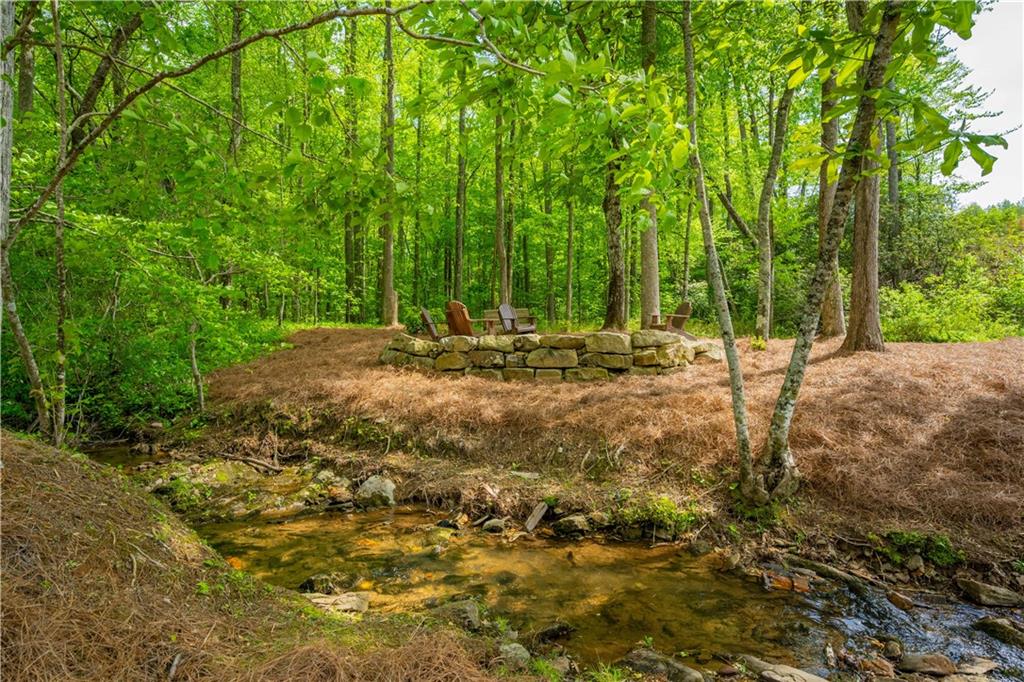 L349 The Vineyard at Yukon