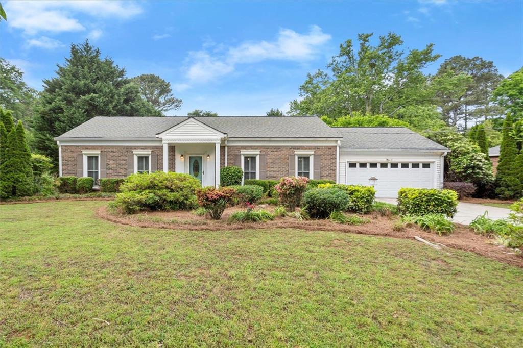 1000 Grimes Bridge Road, Roswell, Georgia image 1
