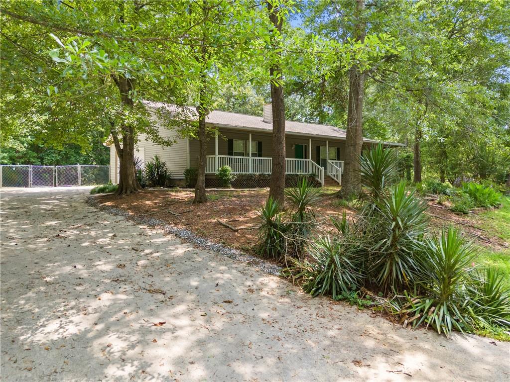 3592 Lakeview Drive