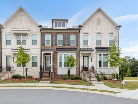 Carlton North Townhomes in Sugar Hill, GA