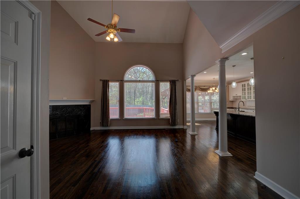 3609 Lakeside Pointe NW