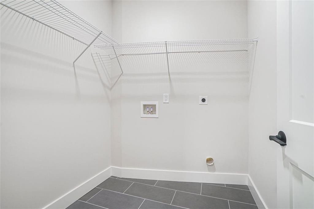 Akunna Court - Residential