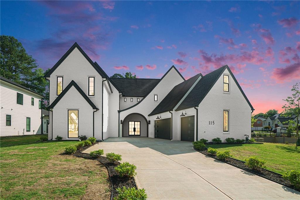 Akunna Court - Residential