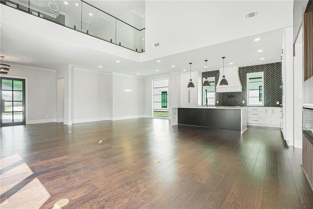 Akunna Court - Residential